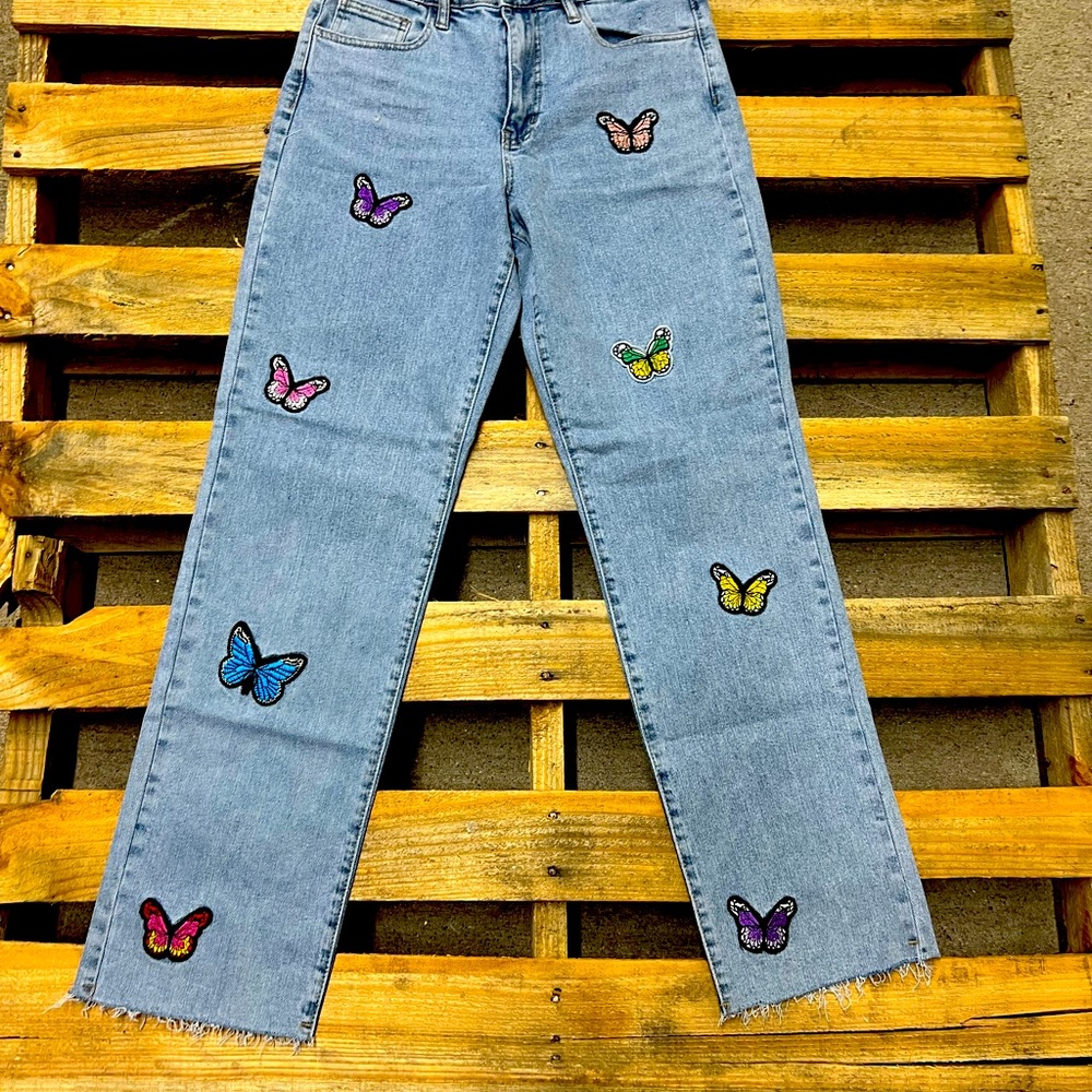 Straight leg patch butterfly